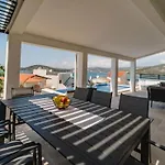 Charming Sunset View With Outdoor Pool בית נופש רוגוזניצה