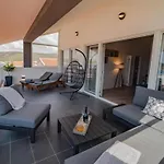 בית נופש Charming Sunset View With Outdoor Pool רוגוזניצה