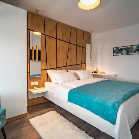 Charming Sunset View With Outdoor Pool *