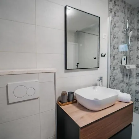 Charming Sunset View With Outdoor Pool *