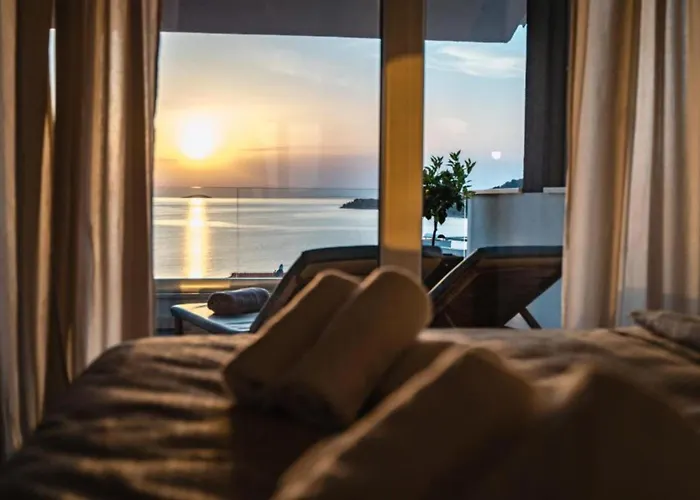 Charming Sunset View With Outdoor Pool רוגוזניצה