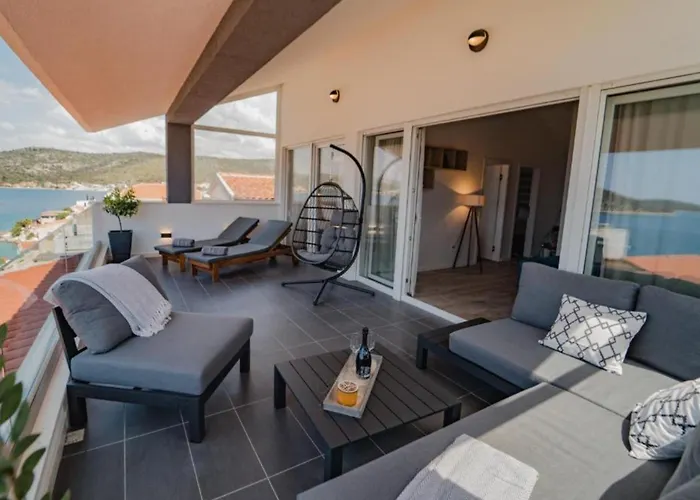 בית נופש Charming Sunset View With Outdoor Pool רוגוזניצה