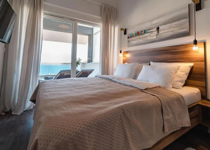 בית נופש Charming Sunset View With Outdoor Pool